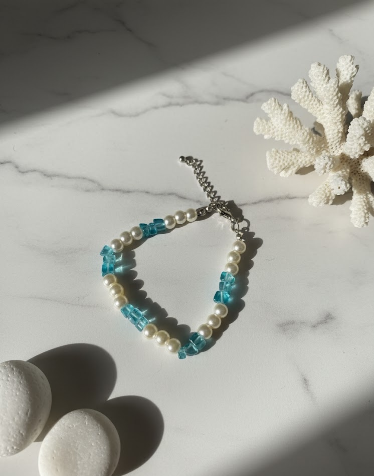 Aqua Pearl Beaded Bracelet